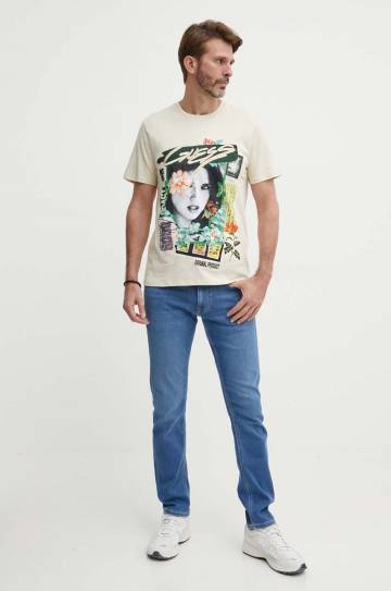 Хлопковая футболка Guess мужская цвет бежевый с аппликацией M4GI49 KBW41 Хлопковая футболка Guess мужская цвет бежевый с аппликацией M4GI49 KBW41