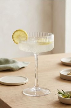 Рифлений келих на ніжці - clear