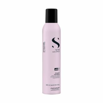 Лак для волос Alfaparf Semi Di Lino Style & Care Original Hairspray Сильная фиксация, 300 мл Лак для волос Alfaparf Semi Di Lino Style & Care Original Hairspray Сильная фиксация, 300 мл