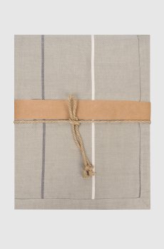 Серая скатерть OUTFIT в контрастную полоску