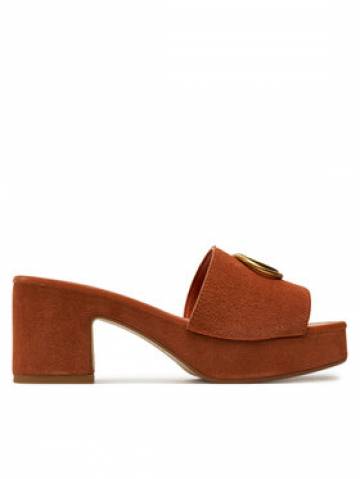 Guess Шльопанці Cinzia FLJCIN SUE03 Коричневий Guess Шльопанці Cinzia FLJCIN SUE03 Коричневий