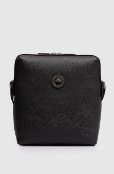 Черная кожаная сумка с металлической эмблемой в виде головы орла