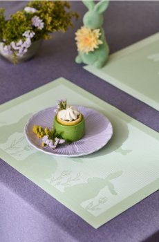 Набір великодніх столових підставок із зайцями 2 шт. - блідо-зелений