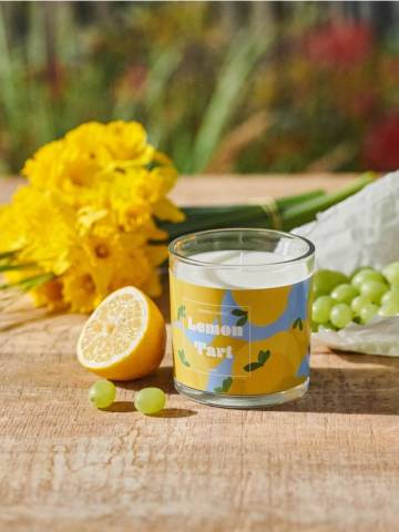 Ароматична свічка Lemon Tart - світло-жовтий Ароматична свічка Lemon Tart - світло-жовтий