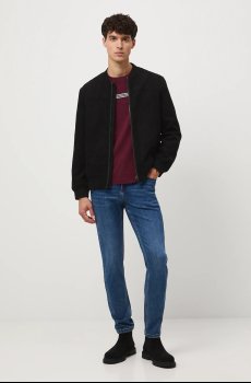 Куртка-бомбер Medicine