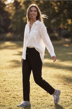 Брюки-сигарети з трикотажу з віскозою - чорний