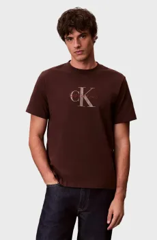 Мужская коричневая футболка Hero Monologo Tee 20s Коричневый L Calvin Klein Jeans LV04RB862G