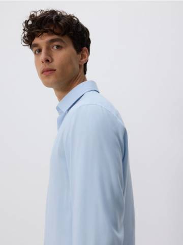 Reserved - Гладка сорочка regular fit - блідо-блакитний - 214BK-05M Reserved - Гладка сорочка regular fit - блідо-блакитний - 214BK-05M