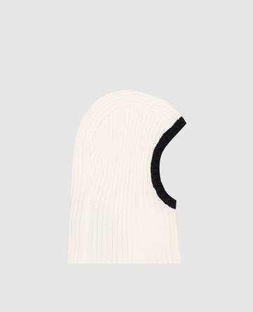 Белый капор MARGOT с шерстью