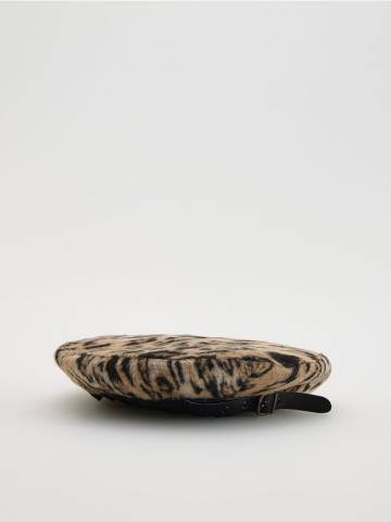 Reserved - Берет із анімалістичним візерунком - різнобарвний - 048IJ-MLC