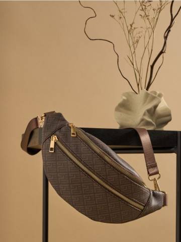 Сумка crossbody з регульованим ремінцем - різнобарвний Сумка crossbody з регульованим ремінцем - різнобарвний