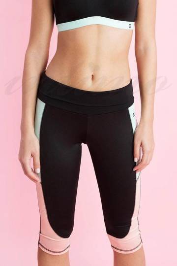 Женские спортивные капри (4-6012) Женские спортивные капри (4-6012)