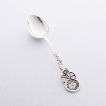 Серебряная чайная ложка с часами 24045 Серебряная чайная ложка с часами 24045