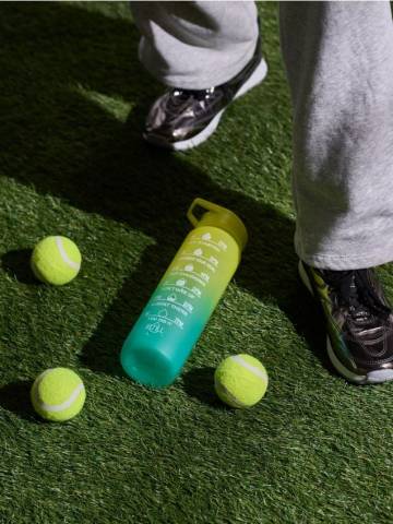 Бутилка з мотиваційною шкалою - жовтий Бутилка з мотиваційною шкалою - жовтий