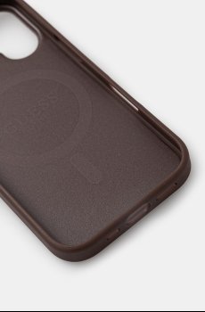 Чехол на телефон Guess iPhone 17