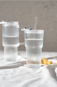 Рифлений кухоль зі соломинкою - clear