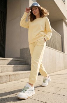 Кросівки з декоративними шнурками - бежевий