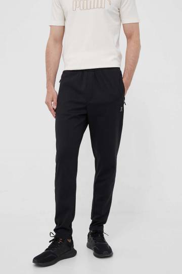 Спортивные штаны Hummel Interval цвет чёрный однотонные Спортивные штаны Hummel Interval цвет чёрный однотонные