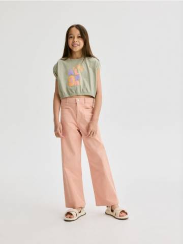 Reserved - Бавовняна футболка з принтом - світло-оливковий - 7154G-81X