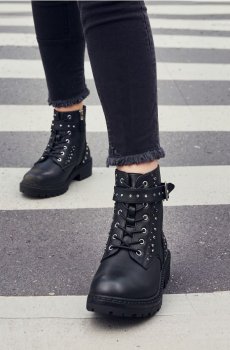 Черевики зі штучної шкіри - чорний