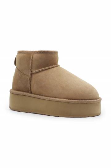 Замшевые сапоги Emu Australia Stinger Micro Flatform цвет бежевый W13082.ALMO Замшевые сапоги Emu Australia Stinger Micro Flatform цвет бежевый W13082.ALMO