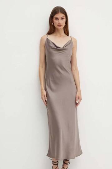 Платье Guess цвет серый maxi прямая Платье Guess цвет серый maxi прямая
