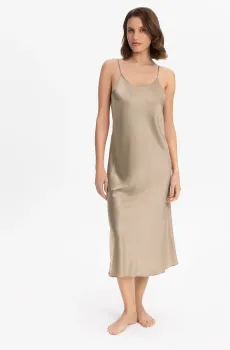 Женская бежевая шелковая ночная рубашка Бежевый 46 MARC&ANDRE W25-00SS303-L