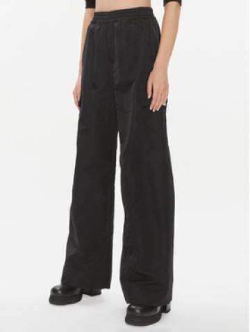 Pinko Штани з тканини Pocoyo 102039 A0MF Чорний Relaxed Fit Pinko Штани з тканини Pocoyo 102039 A0MF Чорний Relaxed Fit