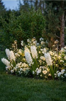 Сонячна садова LED-лампа з підвісними світлами - білий