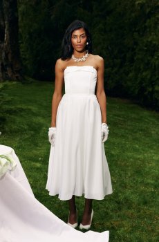 Сатинова сукня міді з пишною спідницею