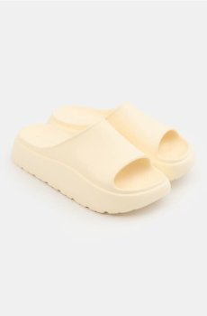 Шльопанці на пласкій підошві - світло-жовтий