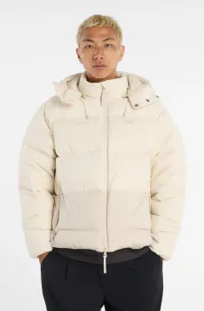 Мужская бежевая куртка Color Block Down Бежевый L New Balance AMJ53630LIN