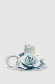 Голубой керамический подсвечник с розами