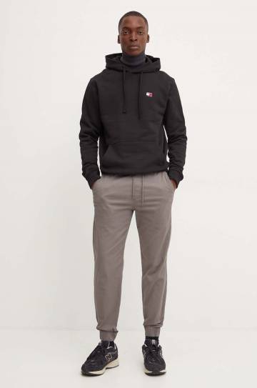 Хлопковая кофта Tommy Jeans мужская цвет чёрный с капюшоном однотонная DM0DM17988 Хлопковая кофта Tommy Jeans мужская цвет чёрный с капюшоном однотонная DM0DM17988