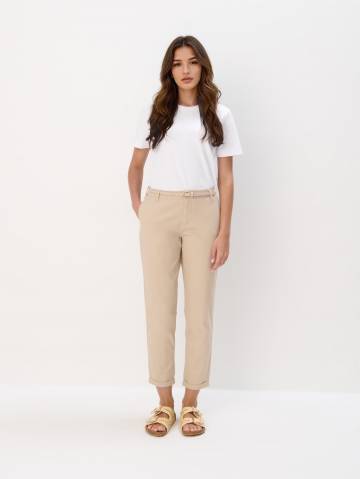 Mohito - Штани-чиноси slim fit із ременем - бежевий - 32 Mohito - Штани-чиноси slim fit із ременем - бежевий - 32