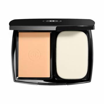 Компактное тональное средство для лица Chanel Ultra Le Teint Compact Foundation SPF 15 B50, 13 г Компактное тональное средство для лица Chanel Ultra Le Teint Compact Foundation SPF 15 B50, 13 г
