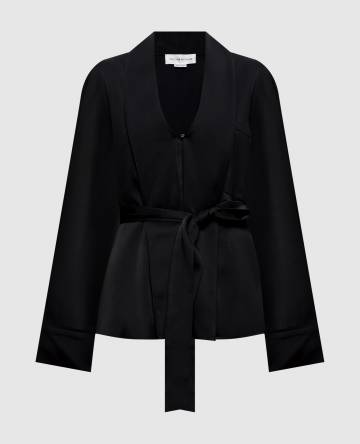 Черная блузка в пижамном стиле Черная блузка в пижамном стиле