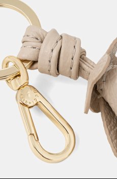 Кожаный брелок Coccinelle