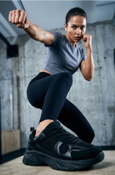 Безшовні спортивні легінси - чорний