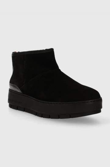 Кожаные сапоги Tommy Hilfiger METALLIC SUEDE SNOWBOOT цвет чёрный FW0FW07850 Кожаные сапоги Tommy Hilfiger METALLIC SUEDE SNOWBOOT цвет чёрный FW0FW07850