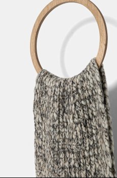 Шарф с шерстью MAX&Co.