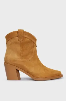 Женские рыжие замшевые казаки Trinity Рыжий 39 PRPY PRFLT2310W
