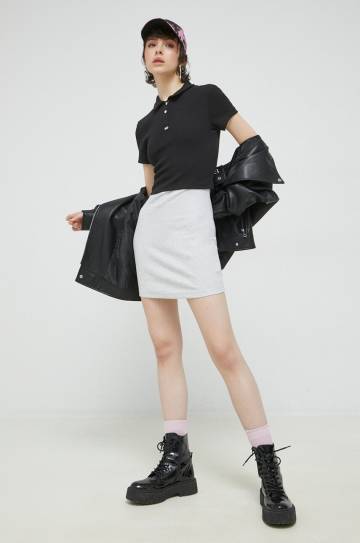 Платье Tommy Jeans цвет серый mini облегающее Платье Tommy Jeans цвет серый mini облегающее