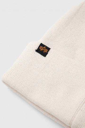 Шапка Alpha Industries цвет бежевый из толстого трикотажа Шапка Alpha Industries цвет бежевый из толстого трикотажа