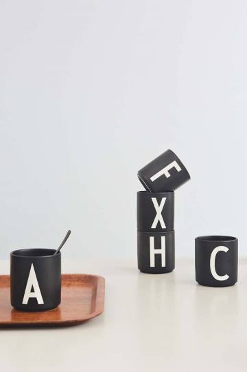 Чашка Design Letters Personal Porcelain Cup Чашка Design Letters Personal Porcelain Cup