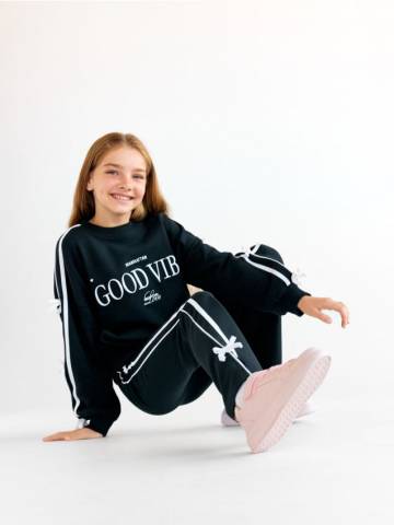 Reserved - Широкі flare штани з лампасами - чорний - 257GX-99X