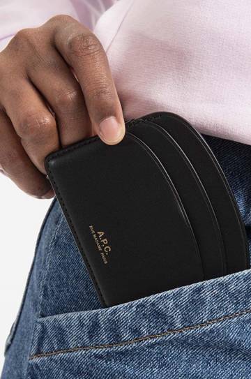 Кожаный чехол на карты A.P.C. цвет чёрный PXAWV.F63270-BLACK Кожаный чехол на карты A.P.C. цвет чёрный PXAWV.F63270-BLACK