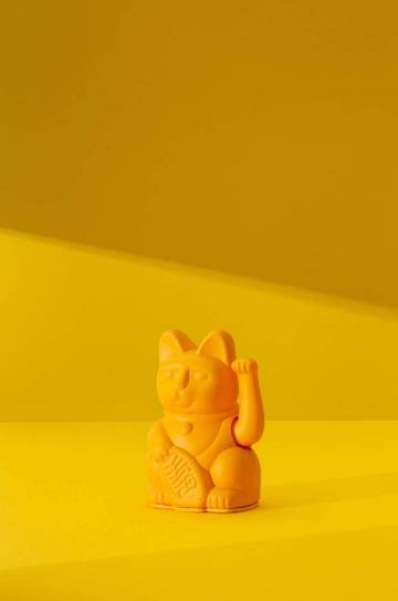 Декорация Donkey Lucky Cat Mini - Dark Yellow Декорация Donkey Lucky Cat Mini - Dark Yellow