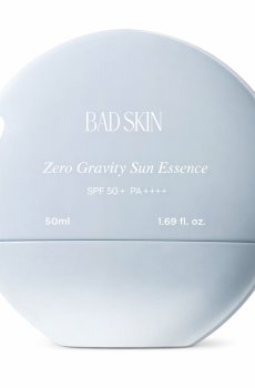Солнцезащитная эссенция для лица BAD SKIN Zero Gravity Sun Essence, SPF 50+ PA++++, 50 мл