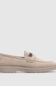 Бежевые замшевые лоферы с цепочкой мониль